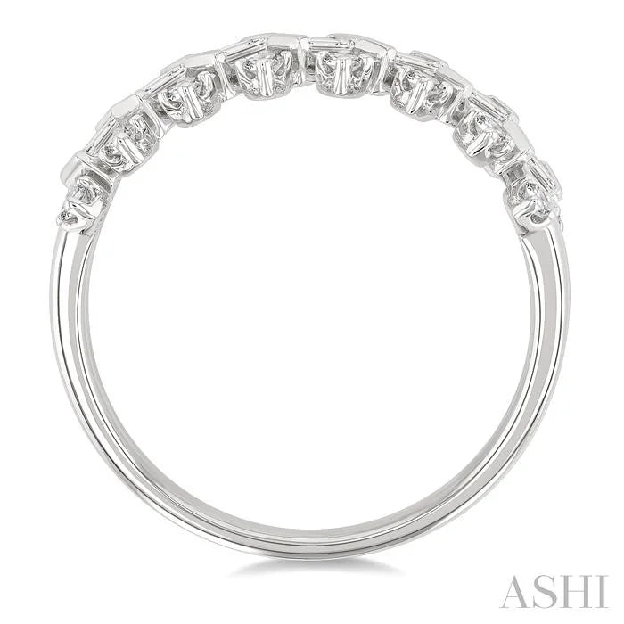 Scatter Baguette Diamond Fashion Band