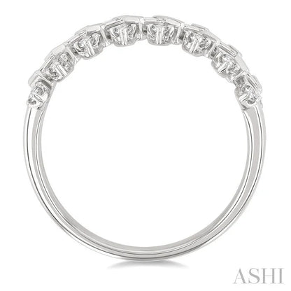 Scatter Baguette Diamond Fashion Band