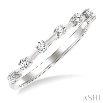 Floating Diamond Fashion Band