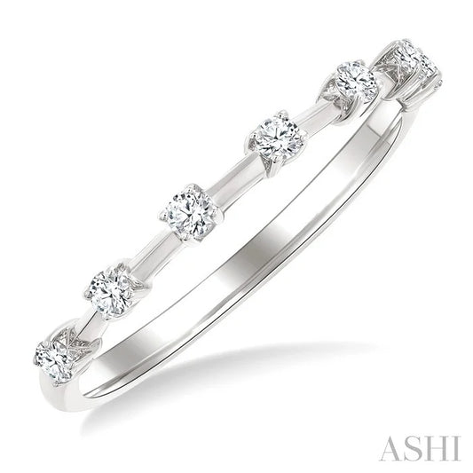 Floating Diamond Fashion Band