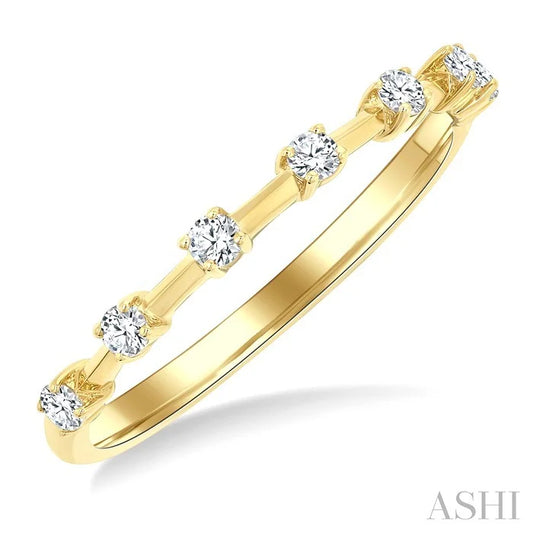 Floating Diamond Fashion Band