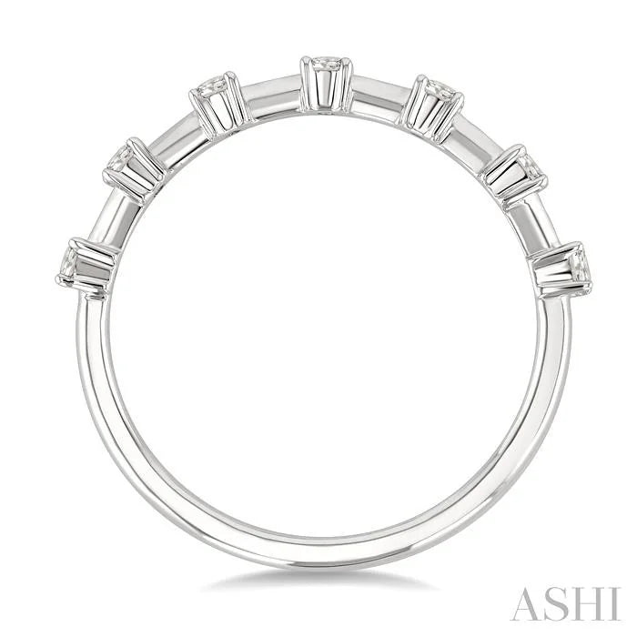 Floating Diamond Fashion Band