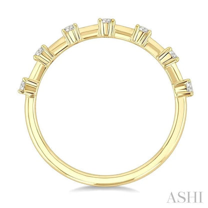Floating Diamond Fashion Band
