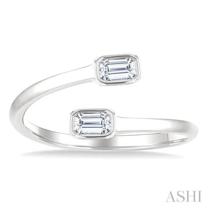 Emerald Shape Bezel Coil Diamond Fashion Ring