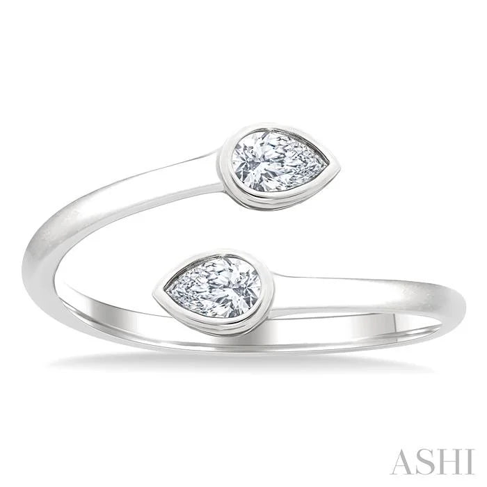 Pear Shape Bezel Coil Diamond Fashion Ring