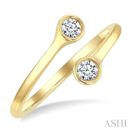 Round Shape Bezel Coil Diamond Fashion Ring