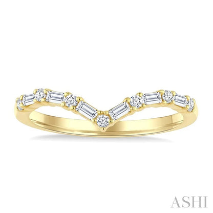 Chevron Baguette Diamond Stackable Fashion Ring