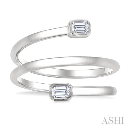 Emerald Shape Bezel Double Coil Diamond Fashion Ring