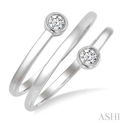 Round Shape Bezel Double Coil Diamond Fashion Ring