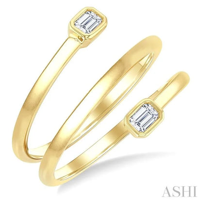 Emerald Shape Bezel Double Coil Diamond Fashion Ring