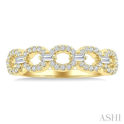 Stackable Oval Shape Link Diamond Fashion Band
