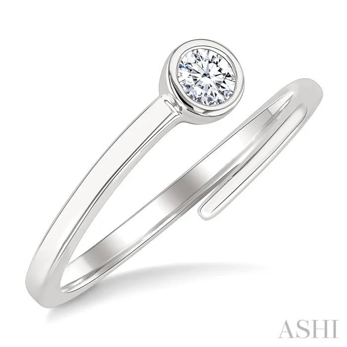 Round Shape Bezel Bypass Diamond Fashion Ring