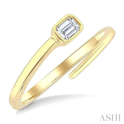 Emerald Shape Bezel Bypass Diamond Fashion Ring