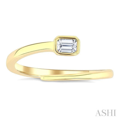 Emerald Shape Bezel Bypass Diamond Fashion Ring