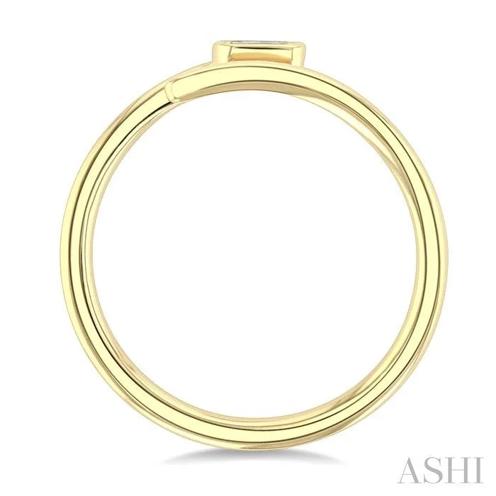 Emerald Shape Bezel Bypass Diamond Fashion Ring