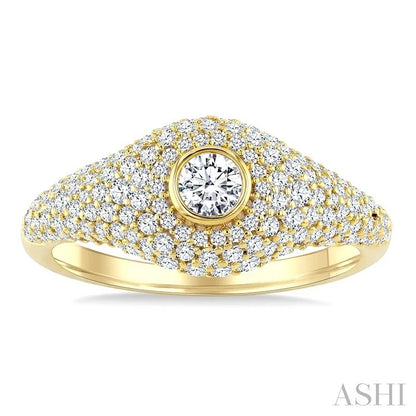 Pave-Set Round Shape Diamond Fashion Signet Ring