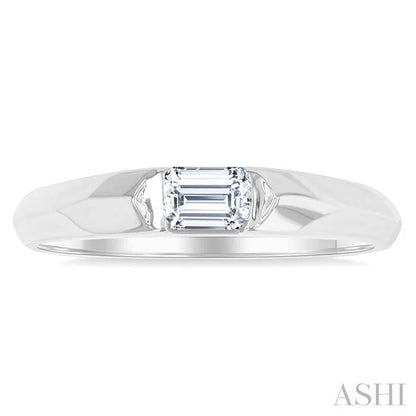 Emerald Shape East-West Diamond Ring
