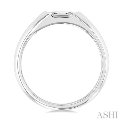 Emerald Shape East-West Diamond Ring
