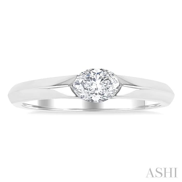 Oval Shape East-West Diamond Ring
