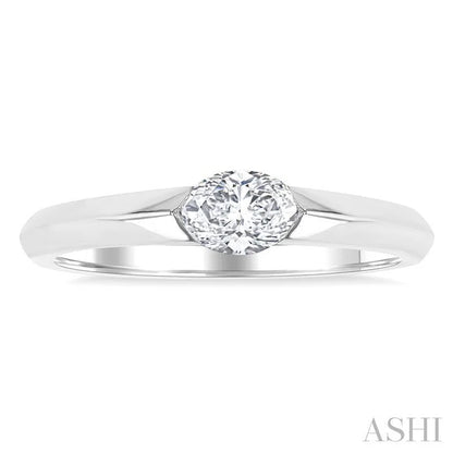 Oval Shape East-West Diamond Ring