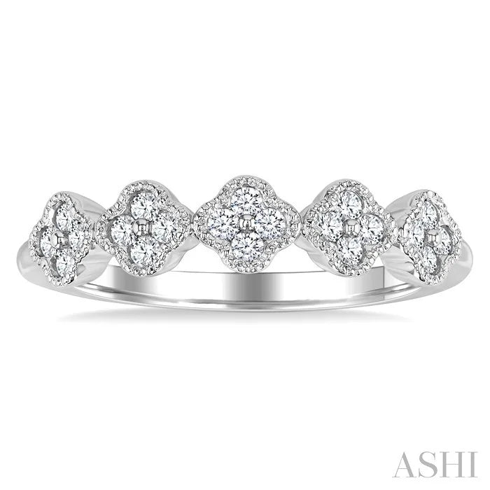 Clover Cluster Diamond Ring