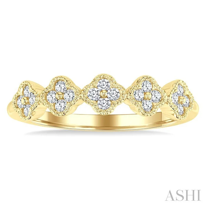 Clover Cluster Diamond Ring