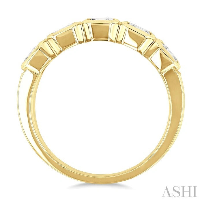 Emerald Shape Bezel Set Diamond Band