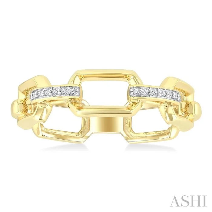 Bold Octagon Shape Link Diamond Fashion Ring