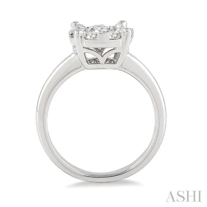 Round Shape Lovebright Essential Diamond Ring