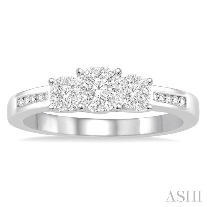 Round Shape Past Present & Future Lovebright Essential Diamond Ring
