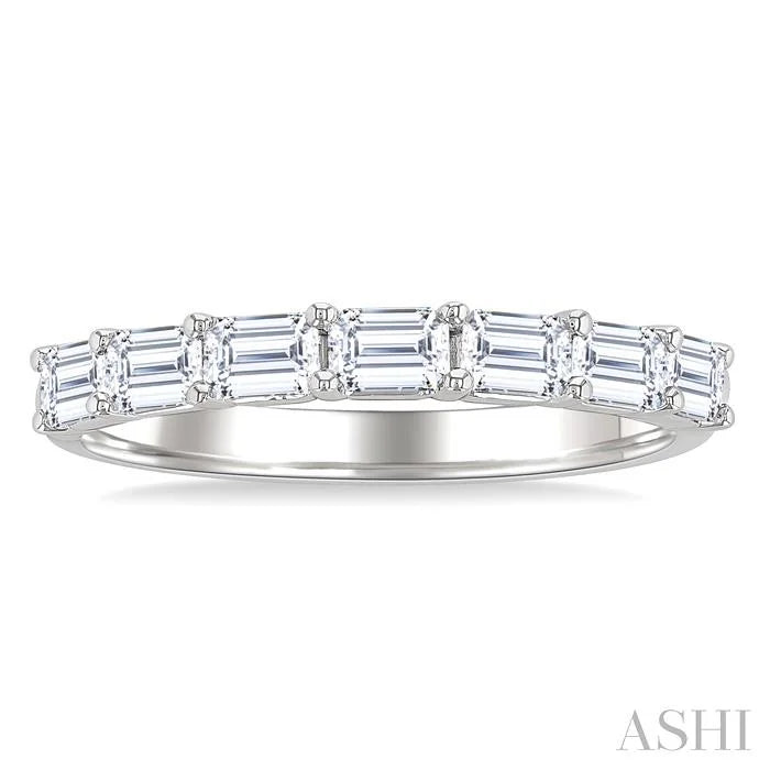 Emerald Shape East-West Diamond Fashion Band