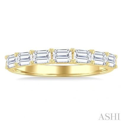 Emerald Shape East-West Diamond Fashion Band