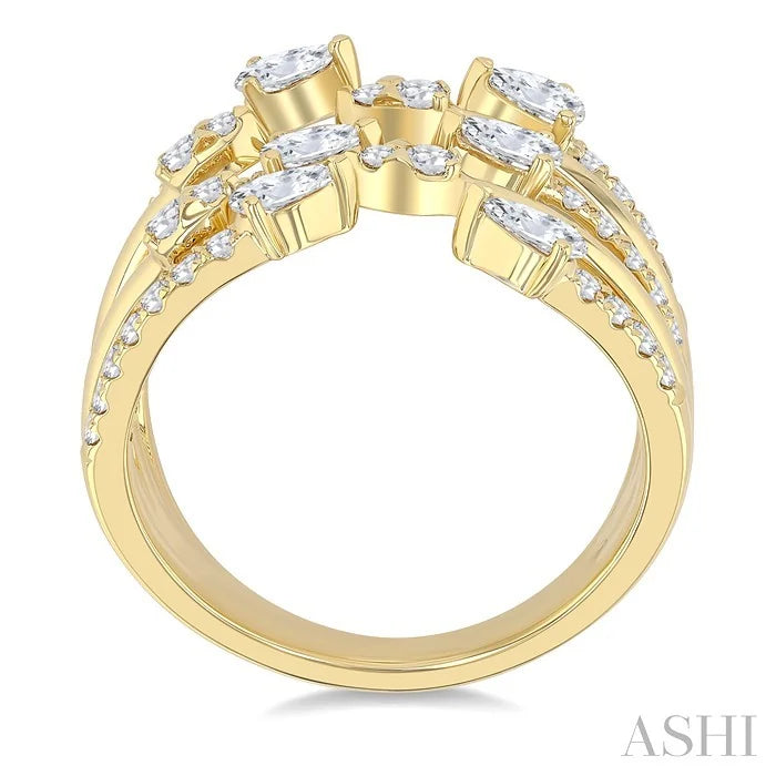 Diamond Fashion Open Ring