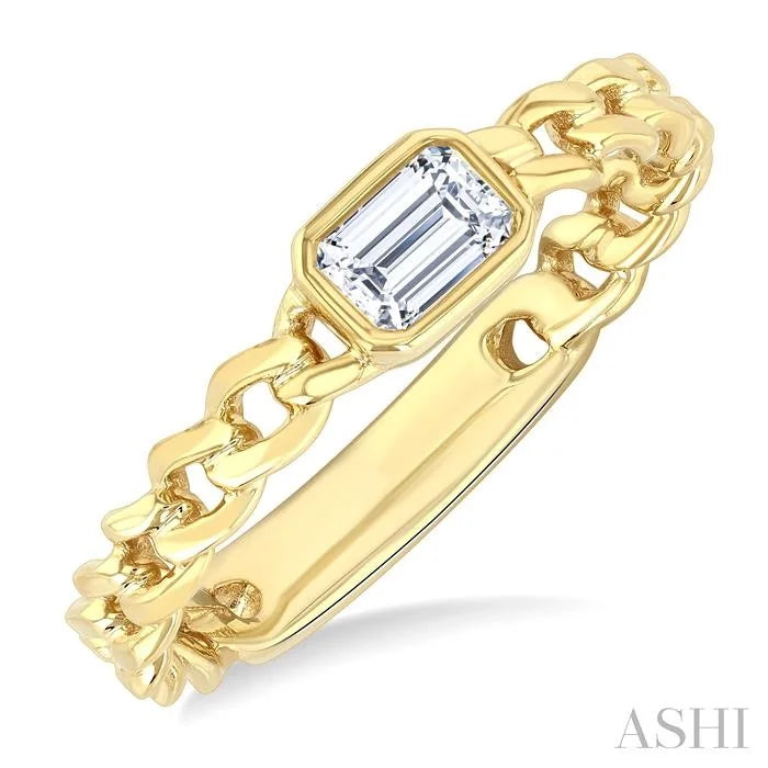 Emerald Shape Bezel Curb Diamond Fashion Ring