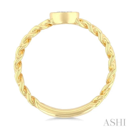 Oval Shape Bezel Curb Diamond Fashion Ring