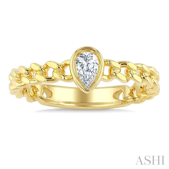 Pear Shape Bezel Curb Diamond Fashion Ring