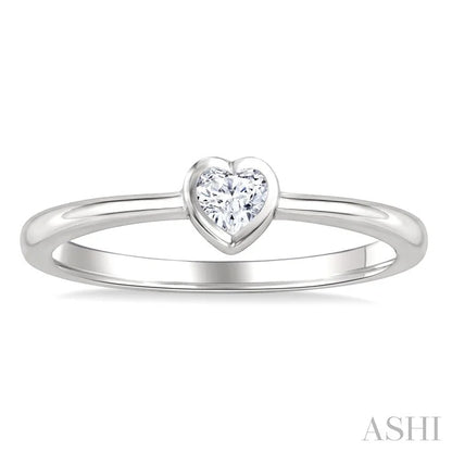Heart Shape Bezel Set Diamond Fashion Ring