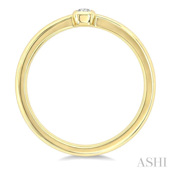 Emerald Shape Bezel Set Diamond Fashion Ring
