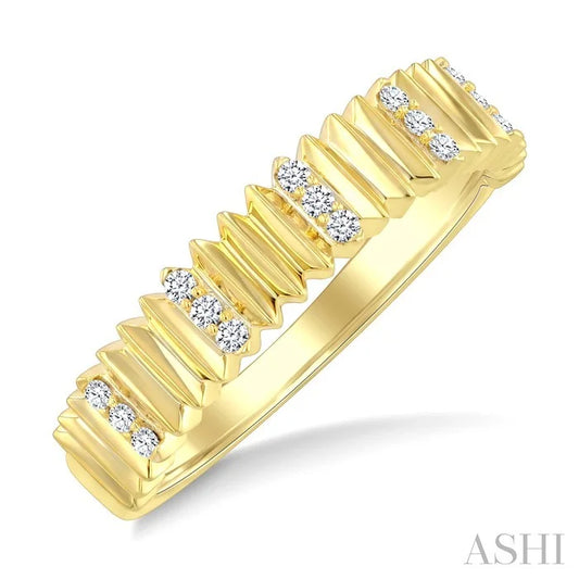 Pirouette Diamond Fashion Ring