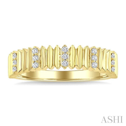Pirouette Diamond Fashion Ring