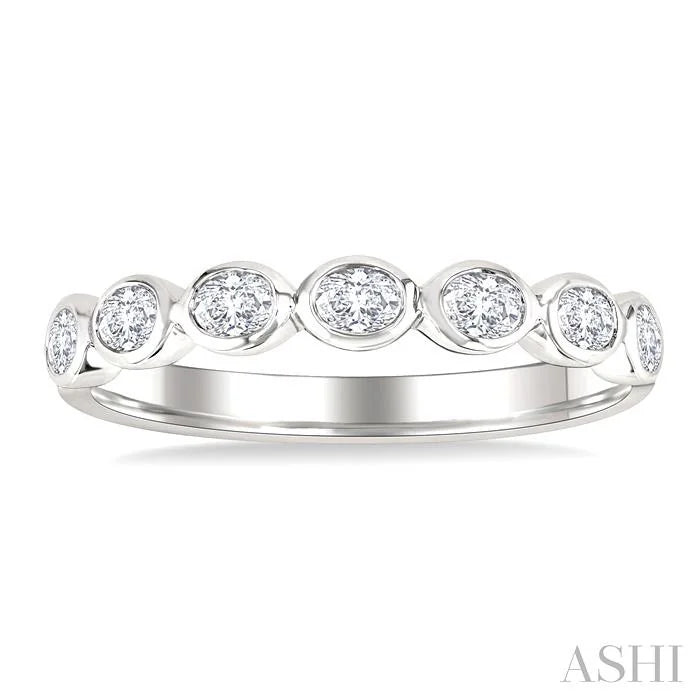Oval Shape East-West Bezel Set Diamond Fashion Band