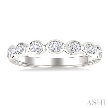Oval Shape East-West Bezel Set Diamond Fashion Band