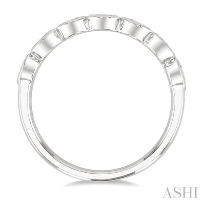 Oval Shape East-West Bezel Set Diamond Fashion Band