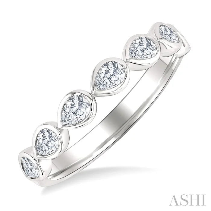 Pear Shape East-West Bezel Set Diamond Fashion Band