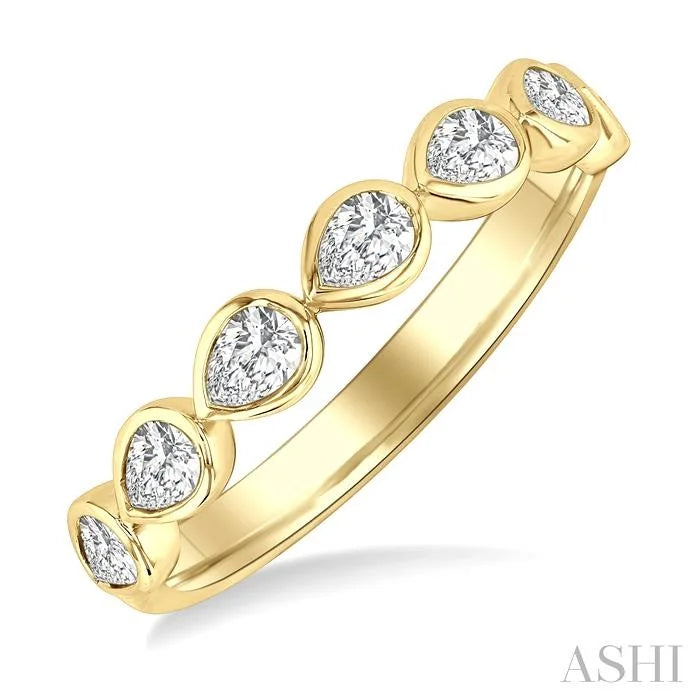 Pear Shape East-West Bezel Set Diamond Fashion Band