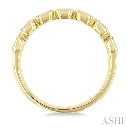 Emerald Shape East-West Bezel Set Diamond Fashion Band