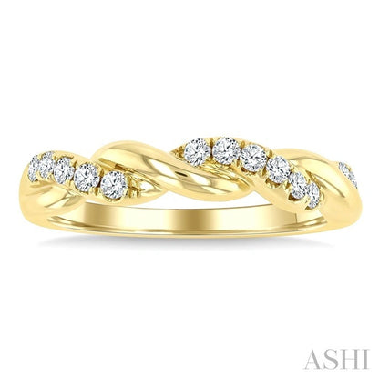 Twisted Diamond Fashion Band