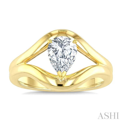 Aeris Gold Pear Shape Diamond Solitaire Ring