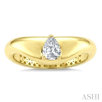Pear Shape Curved Diamond Solitaire Ring