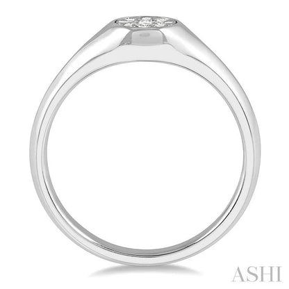 Round Shape Lovebright Essential Diamond Signet Ring